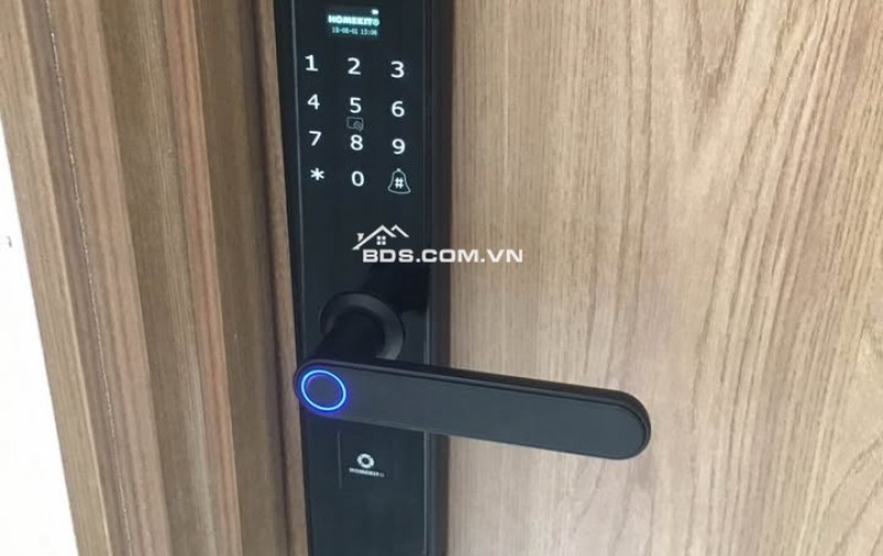 Chính chủ cần bán chung cư FLC full nội thất đẹp- Nằm tại cửa ngõ nơi giao thông huyết mạch kết nối Tp Hạ Long cũ và Tp Hạ Long mở rộng.